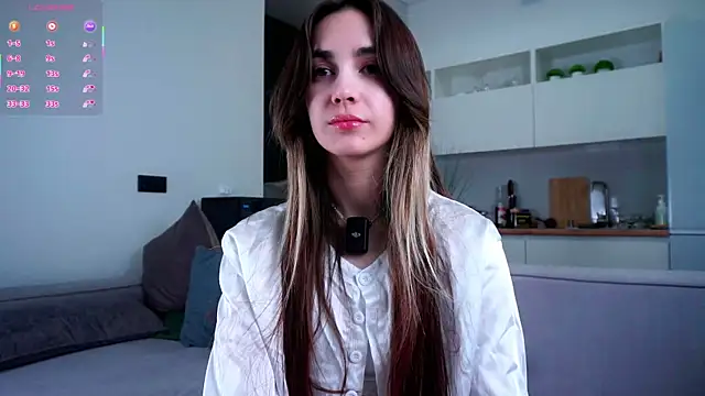 Snapshot of CupSizeGirl chatting on 12-04-25, 01:09 CupSizeGirl online show from 12-04-25, 01:09