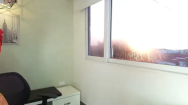  Victoria Collins online show from 11-12-25, 11:10