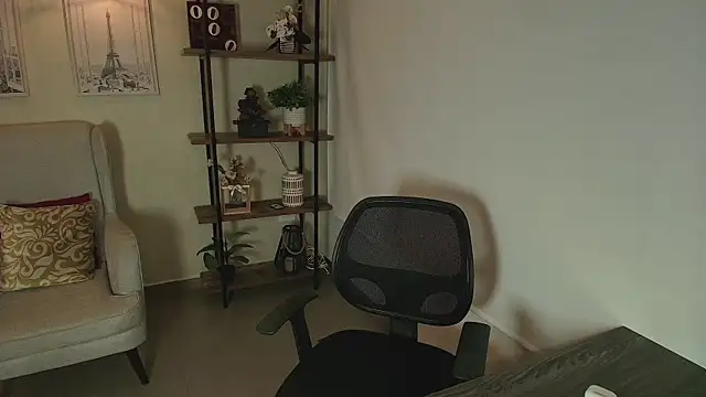  Victoria Collins online show from 06-08-26, 10:48