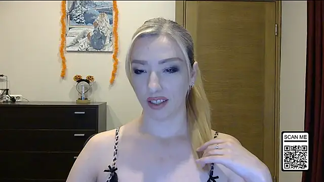 Snapshot of Wild_Silk_Desire chatting on 11-02-25, 01:46 Wild Silk Desire online show from 11-02-25, 01:46