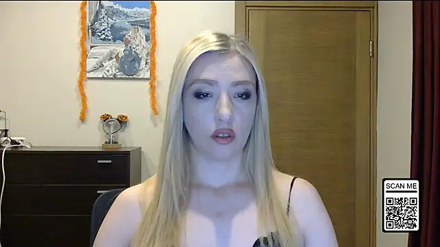 Snapshot of Wild_Silk_Desire chatting on 11-03-25, 03:02 Wild Silk Desire online show from 11-03-25, 03:02