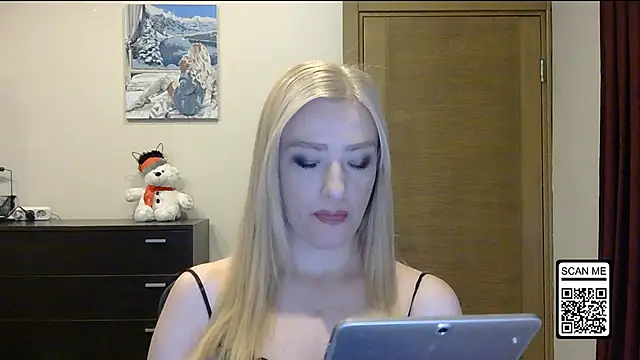 Snapshot of Wild_Silk_Desire chatting on 11-14-25, 02:05 Wild Silk Desire online show from 11-14-25, 02:05