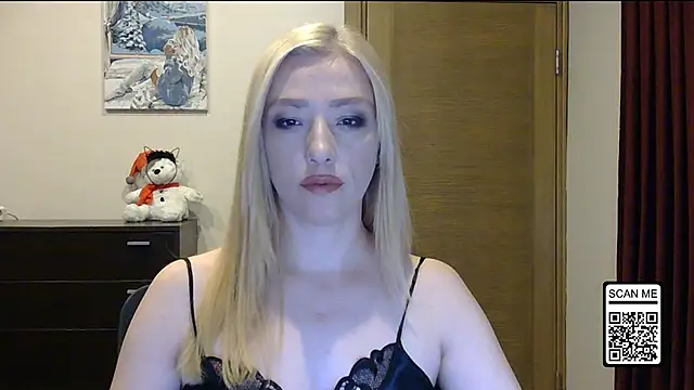 Snapshot of Wild_Silk_Desire chatting on 11-30-25, 02:54 Wild Silk Desire online show from 11-30-25, 02:54