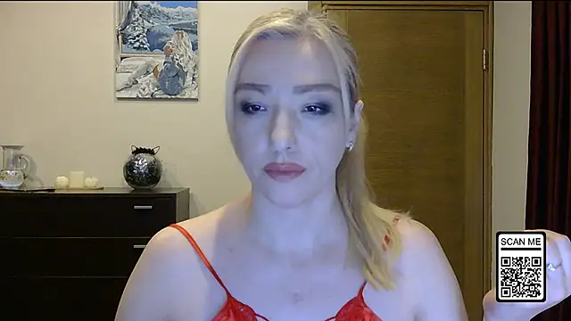 Snapshot of Wild_Silk_Desire chatting on 02-02-26, 03:11 Wild Silk Desire online show from 02-02-26, 03:11