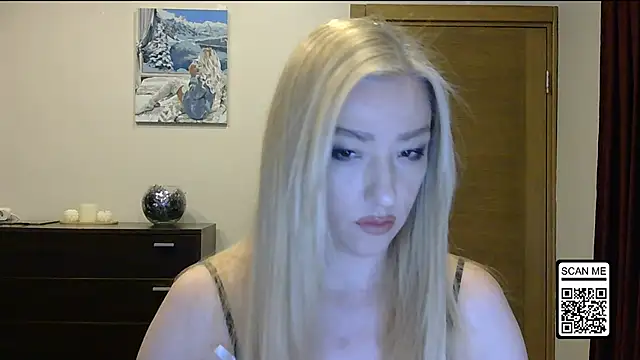 Snapshot of Wild_Silk_Desire chatting on 02-03-26, 04:01 Wild Silk Desire online show from 02-03-26, 04:01