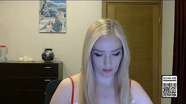 Snapshot of Wild_Silk_Desire chatting on 02-10-26, 04:00 Wild Silk Desire online show from 02-10-26, 04:00