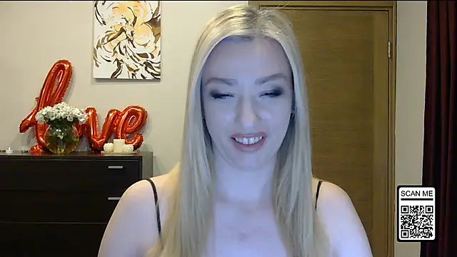 Snapshot of Wild_Silk_Desire chatting on 02-23-26, 04:59 Wild Silk Desire online show from 02-23-26, 04:59