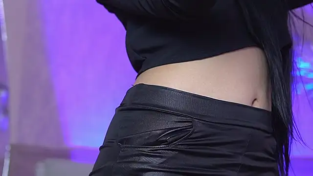 Snapshot of Susan_wall chatting on 09-26-25, 01:37 Susan wall online show from 09-26-25, 01:37