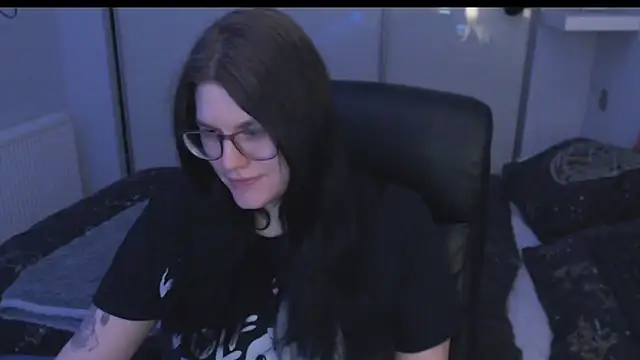 Snapshot of GothSuccubusBabe chatting on 02-15-26, 08:05 GothSuccubusBabe online show from 02-15-26, 08:05