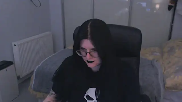 GothSuccubusBabe online show from 07-12-26, 01:18