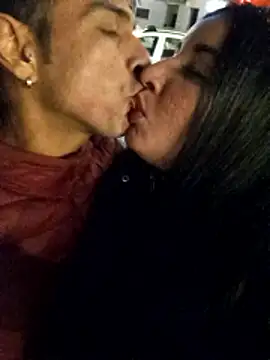 Snapshot of hotCOUPLEPETRA chatting on 01-11-26, 05:40 hotCOUPLEPETRA online show from 01-11-26, 05:40