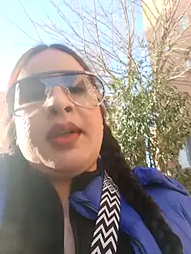 Snapshot of hotCOUPLEPETRA chatting on 02-24-26, 04:27 hotCOUPLEPETRA online show from 02-24-26, 04:27