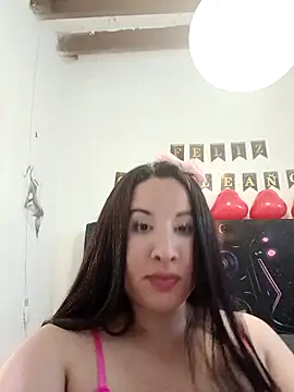 hotCOUPLEPETRA online show from 03-18-26, 12:25