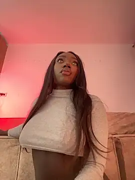 Snapshot of alissradiante1 chatting on 03-24-26, 02:49 alissradiante1 online show from 03-24-26, 02:49