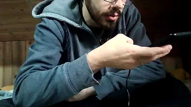 Snapshot of Angelsordemons6 chatting on 02-05-26, 06:01 Angelsordemons6 online show from 02-05-26, 06:01