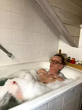 LucyLingerie78 online show from 11-10-25, 07:46