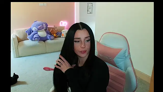 Snapshot of itsmais chatting on 10-21-25, 10:05 itsmais online show from 10-21-25, 10:05