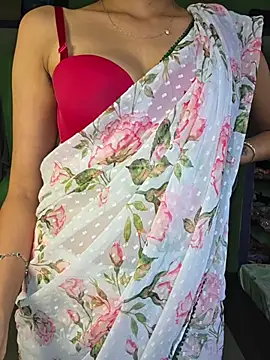 Isha Sax online show from 07-26-26, 08:10