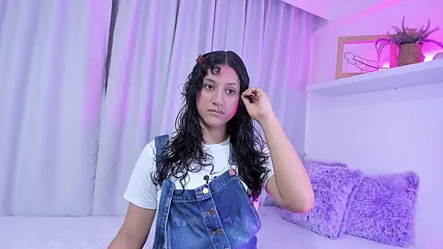 niia7 online show from 04-22-26, 07:48