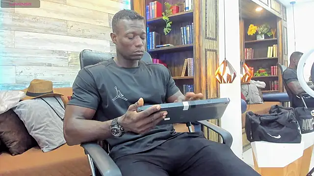 MarcusBlack  online show from 11-26-25, 11:44