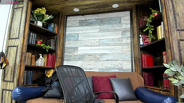 MarcusBlack  online show from 07-03-26, 12:33