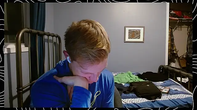 Snapshot of lustylyndon chatting on 12-18-25, 01:00 lustylyndon online show from 12-18-25, 01:00