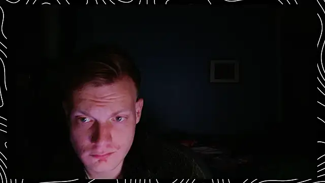 Snapshot of lustylyndon chatting on 12-20-25, 05:25 lustylyndon online show from 12-20-25, 05:25