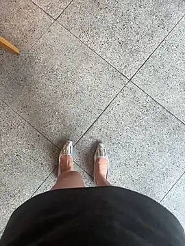 xiaoyuan01 online show from 06-14-26, 02:24