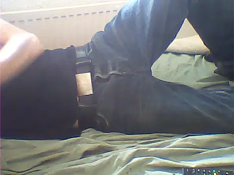 Snapshot of rimbaud77 chatting on 09-25-25, 02:32 rimbaud77 online show from 09-25-25, 02:32