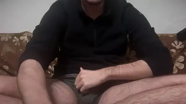 Snapshot of urbig-d chatting on 02-06-26, 10:13 urbig-d online show from 02-06-26, 10:13