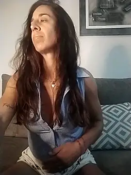 agustinalatina online show from 09-23-25, 08:34