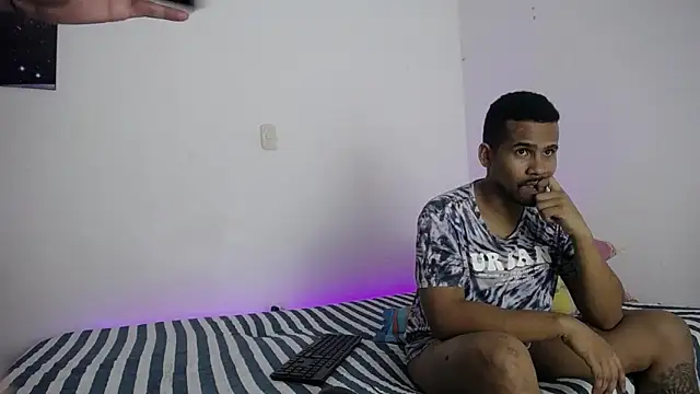 Snapshot of morbo_total69 chatting on 11-10-25, 02:32 morbo total69 online show from 11-10-25, 02:32