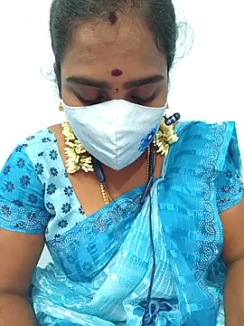 Snapshot of Tamil_riyalini12 chatting on 09-22-25, 12:07 Tamil riyalini12 online show from 09-22-25, 12:07