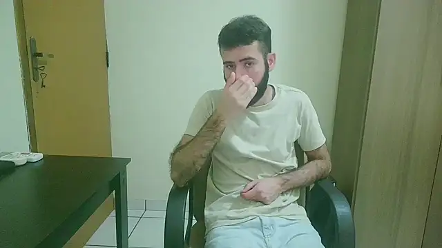 Snapshot of fthrfthr chatting on 02-18-26, 01:45 fthrfthr online show from 02-18-26, 01:45