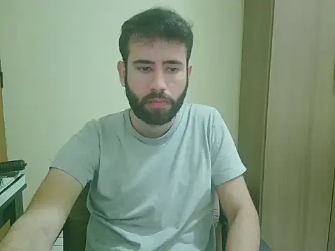 Snapshot of fthrfthr chatting on 07-02-26, 04:40 fthrfthr online show from 07-02-26, 04:40