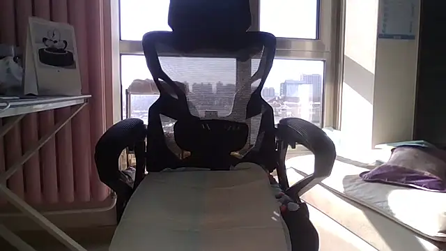 Snapshot of Hui521 chatting on 11-27-25, 02:35 Hui521 online show from 11-27-25, 02:35