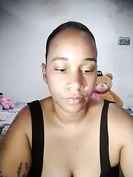 Snapshot of EbonyHorrny chatting on 10-06-25, 04:15 EbonyHorrny online show from 10-06-25, 04:15