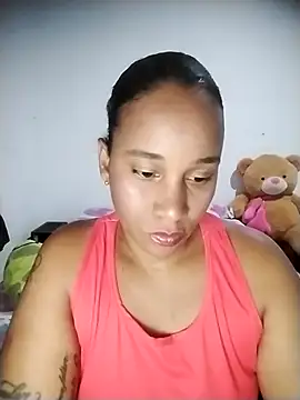 Snapshot of EbonyHorrny chatting on 10-28-25, 02:37 EbonyHorrny online show from 10-28-25, 02:37