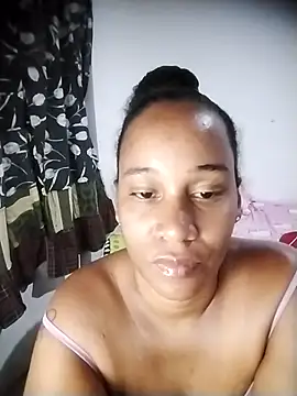 Snapshot of EbonyHorrny chatting on 11-05-25, 01:49 EbonyHorrny online show from 11-05-25, 01:49