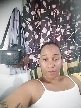 Snapshot of EbonyHorrny chatting on 11-07-25, 03:01 EbonyHorrny online show from 11-07-25, 03:01