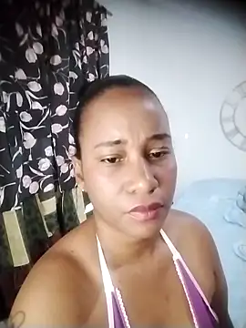 Snapshot of EbonyHorrny chatting on 11-25-25, 01:33 EbonyHorrny online show from 11-25-25, 01:33