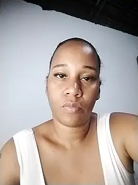 Snapshot of EbonyHorrny chatting on 01-15-26, 02:38 EbonyHorrny online show from 01-15-26, 02:38