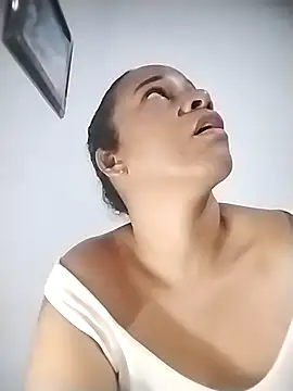 Snapshot of EbonyHorrny chatting on 02-07-26, 03:10 EbonyHorrny online show from 02-07-26, 03:10