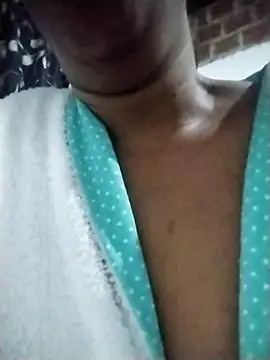 Snapshot of EbonyHorrny chatting on 02-19-26, 12:28 EbonyHorrny online show from 02-19-26, 12:28