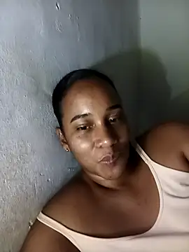 Snapshot of EbonyHorrny chatting on 03-05-26, 04:19 EbonyHorrny online show from 03-05-26, 04:19