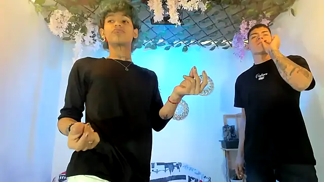 Snapshot of Bastian_boyshot77 chatting on 10-25-25, 02:56 Bastian boyshot77 online show from 10-25-25, 02:56