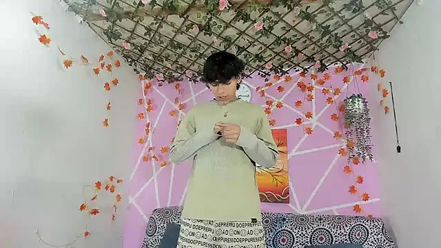 Snapshot of Bastian_boyshot77 chatting on 12-17-25, 02:12 Bastian boyshot77 online show from 12-17-25, 02:12