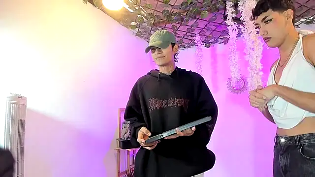 Snapshot of Bastian_boyshot77 chatting on 02-24-26, 01:42 Bastian boyshot77 online show from 02-24-26, 01:42