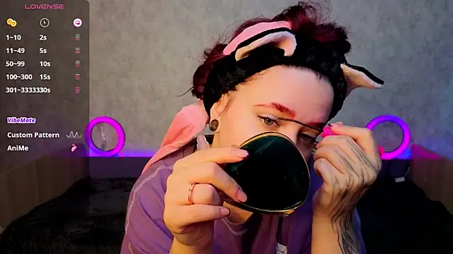 Mini Lady1 online show from 09-19-25, 07:21