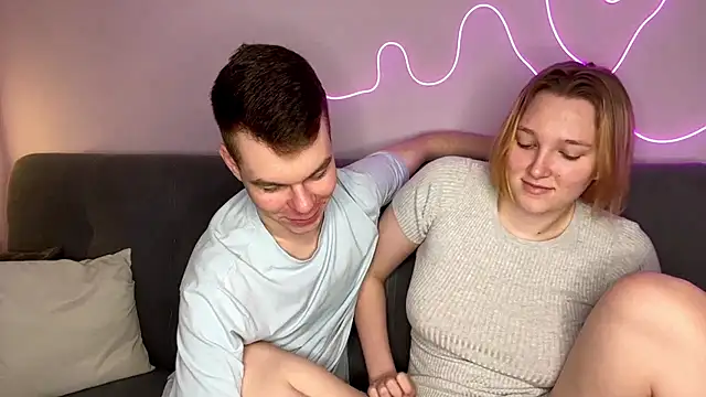 julielourens online show from 11-10-25, 08:35